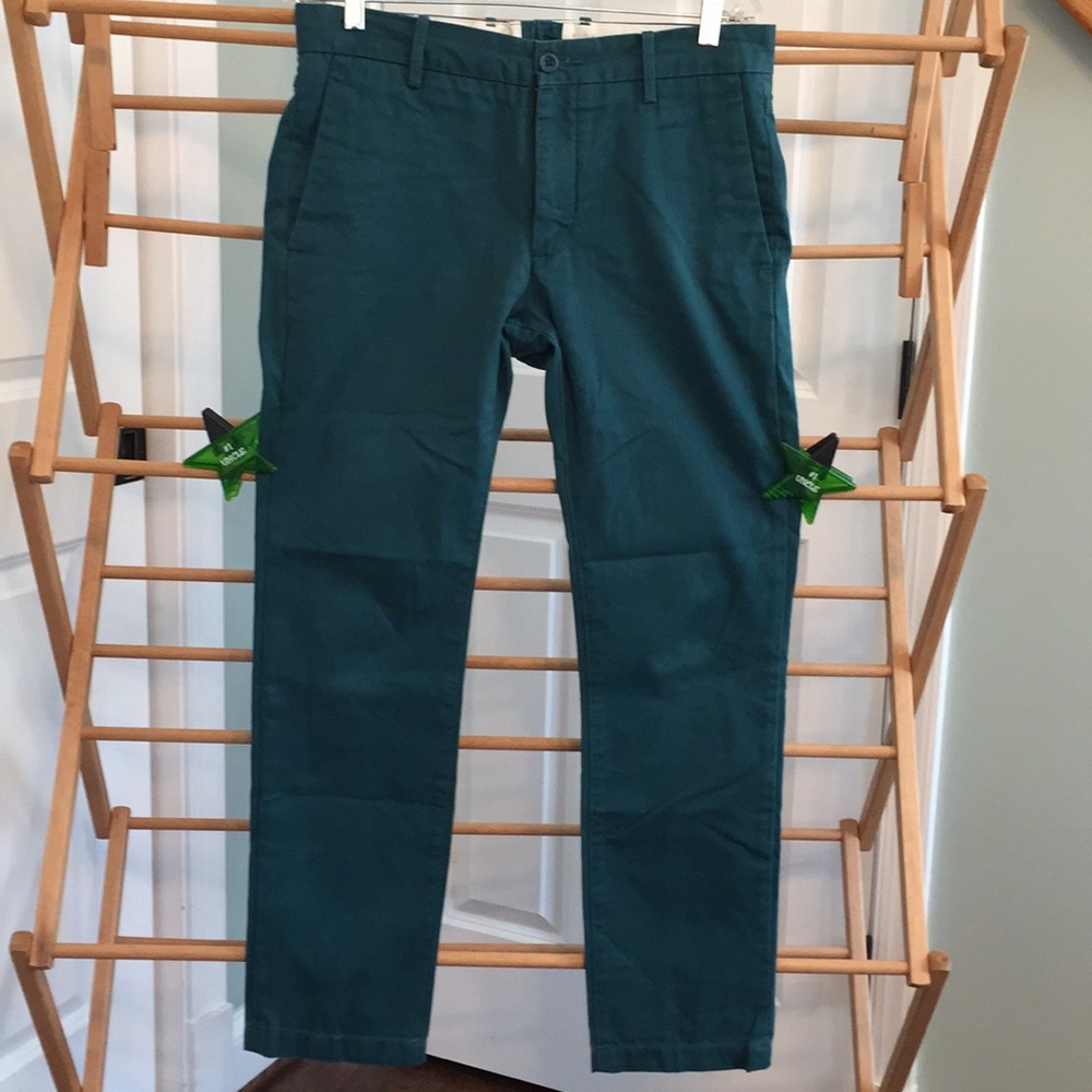 Levi’s cotton chinos